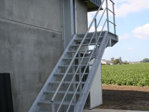 Trap naar ventilatieplatform